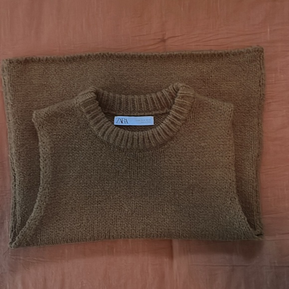 ZARA Sweater vest - Picture 3 of 7